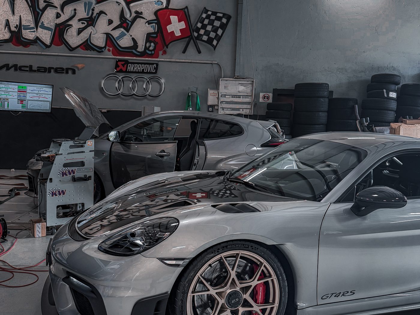 Porsche 718 Cayman GT4 RS