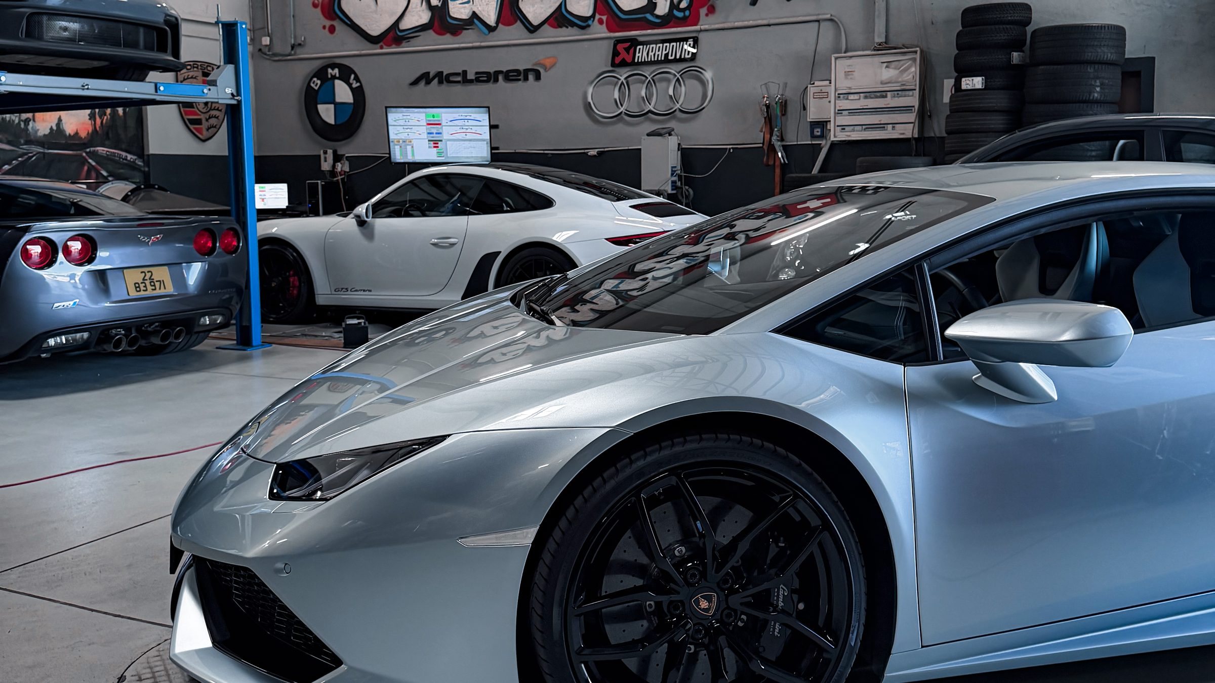 Lamborghini Huracán dans l'atelier DM Performance à Meyrin